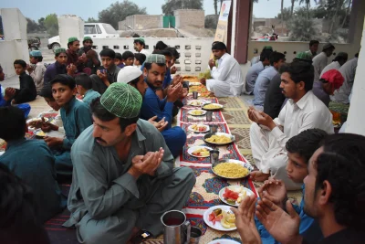 Iftar for poor people ramadan 2025